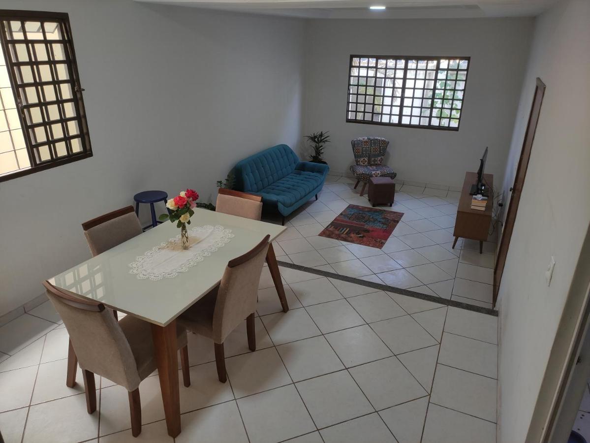 Casa Completa Com Piscina Em Bairro Nobre De Uberlandia Villa Exterior foto